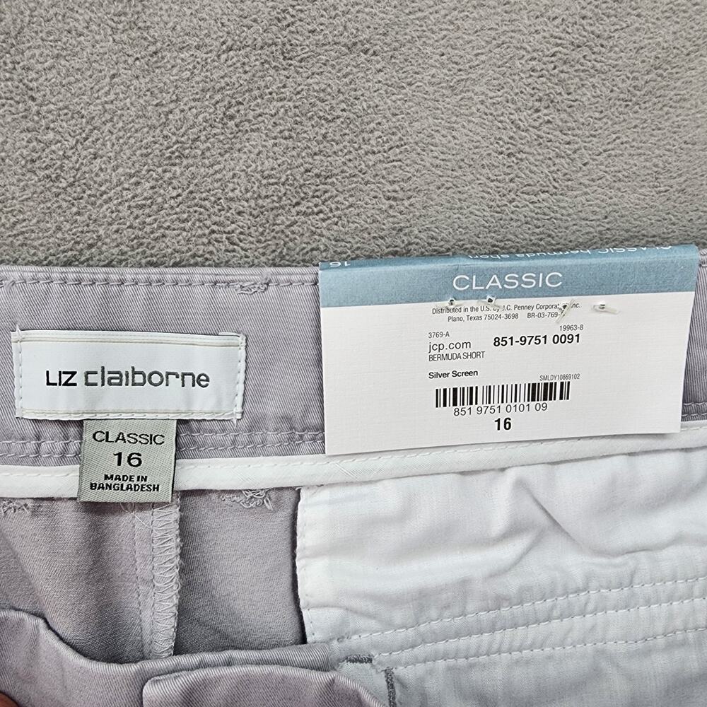 NWT Liz Claiborne Bermuda Shorts Womens 16 Gray Stretch Mid Rise Pockets - Picture 9 of 14